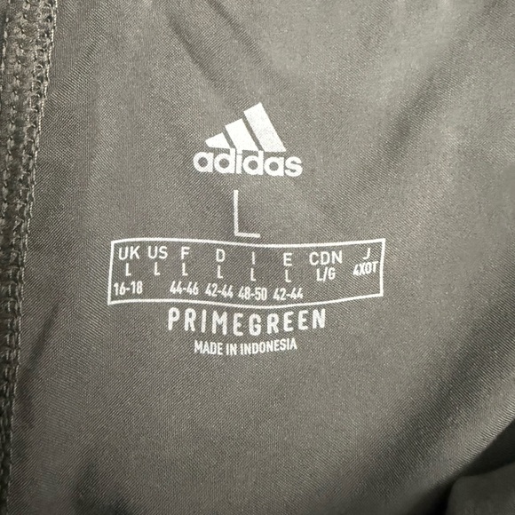 Adidas Primegreen 2 Womens Size Large Gray & Navy Running Gym Shorts Aeroready - Picture 7 of 13